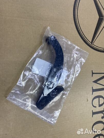 Каретка двери Mercedes W447