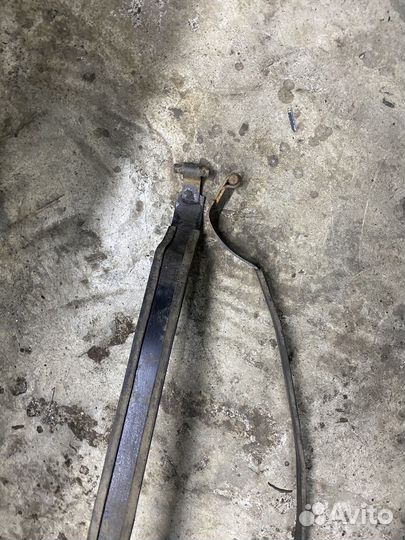 Крепление бака Xj Zj Jeep