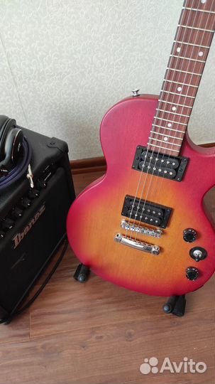 Электрогитара с комбиком новая