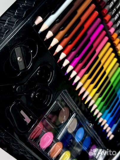 Набор для творчества и рисования в чемоданчике