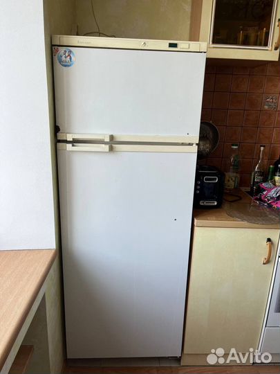 Холодильник