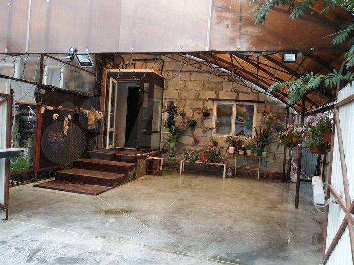 Коттедж 280 м² на участке 11 сот.