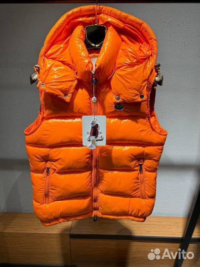 Жилетка Moncler