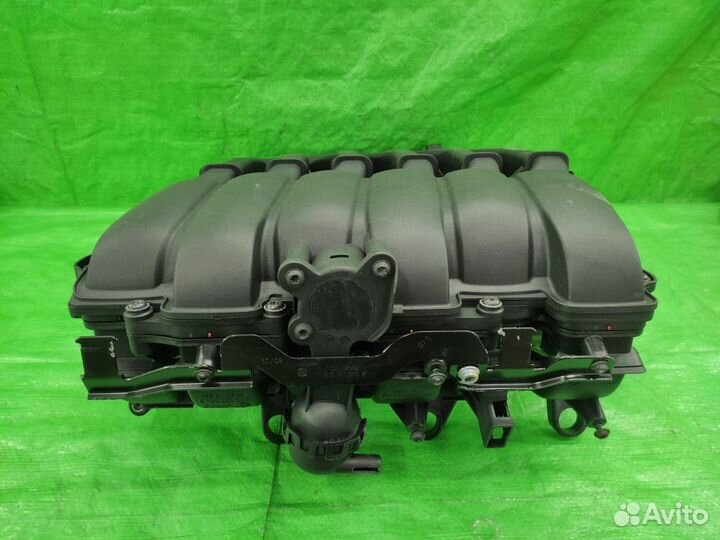 Коллектор впускной 3.6 оригинал контракт VAG