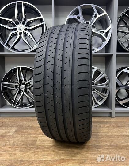 DoubleStar DSU02 275/45 R21 110W