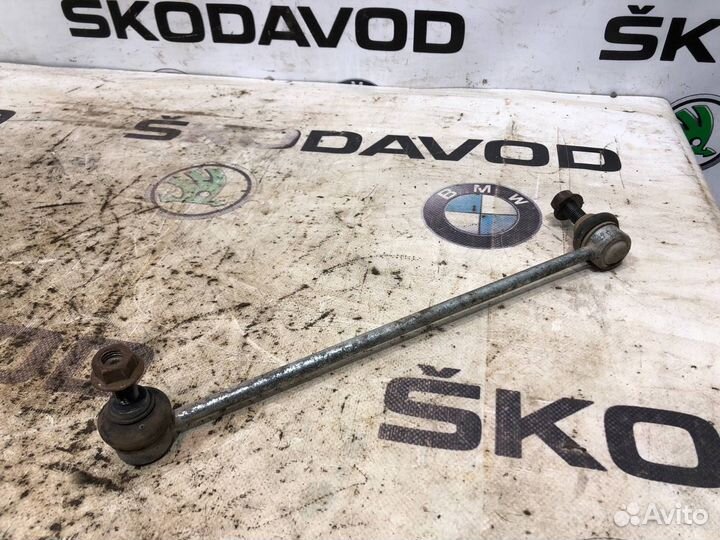 Стойка стабилизатора передняя Volkswagen Passat B7