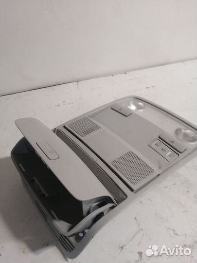 Плафон салонный Volkswagen Passan B7