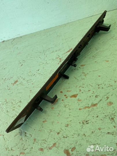 Вставка под дерево задняя правая Volkswagen