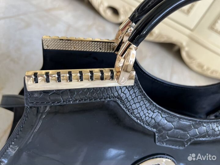 Сумка фирменная Италия,новая