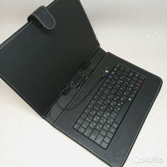 Чехол для планшета с клавиатурой