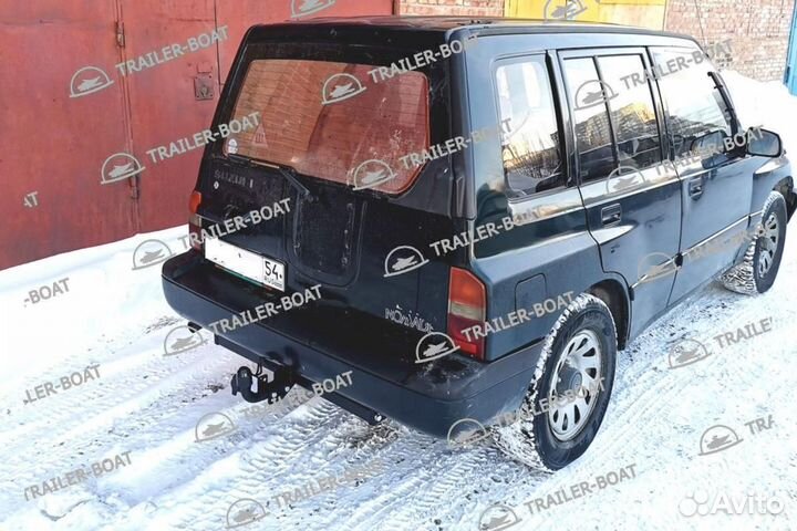 Фаркоп на Suzuki Escudo 1 покол. 3/5 дв.1988-1997, рама и крюк-шар 50 мм, 51673