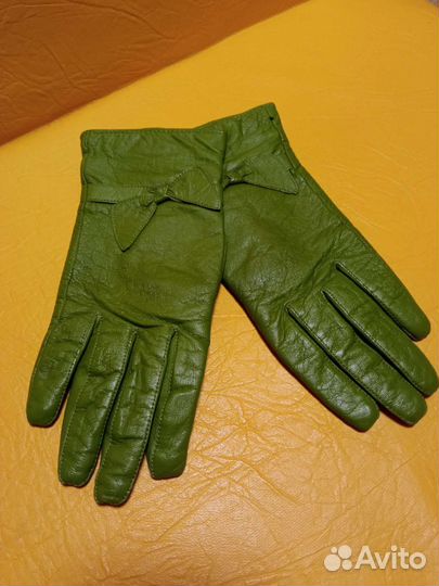 Перчатки женские кожаные, цвет зелёный