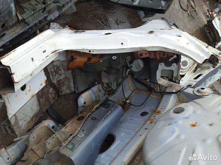 Стойка кузова передняя левая Corolla 120 Fielder