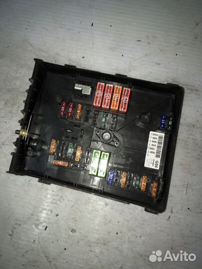 Блок предохранителей 1K0937125A VW, Skoda, Audi, S