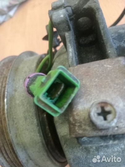 Компрессор кондиционера Volkswagen Passat B5 седан