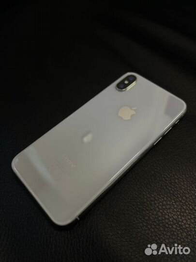 iPhone X, 64 ГБ