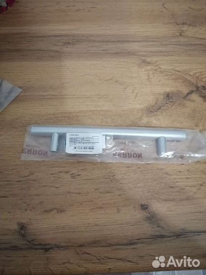 Дверные ручки