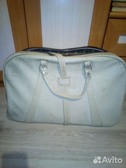 Чемодан кожанный.времён СССР