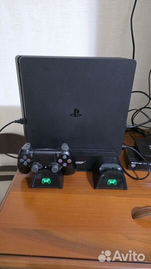 Sony playstation 4 slim