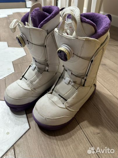 Сноубордические ботинки salomon pearl boa