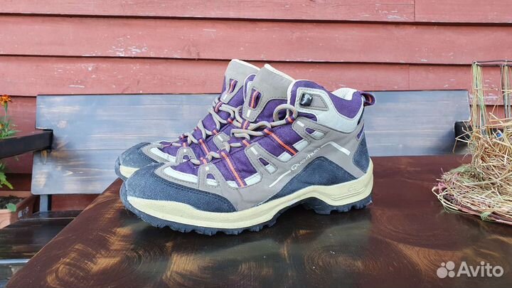 Треккинговые ботинки quechua 39