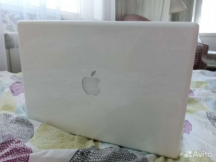 Apple Macbook Early 2008 см.описание