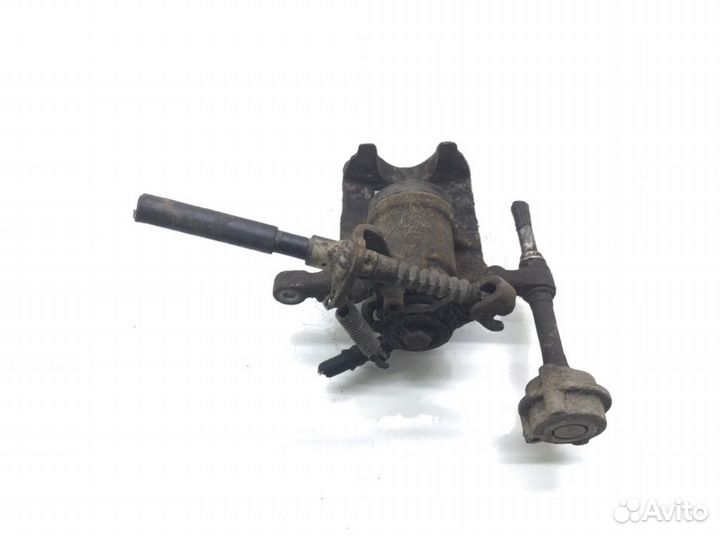 Суппорт задний левый Opel Astra J 1.3 cdti 2011