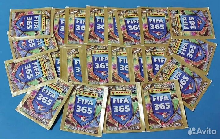 50 пакетиков Фифа 2017-2018 Панини