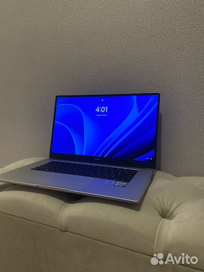 Huawei matebook d15