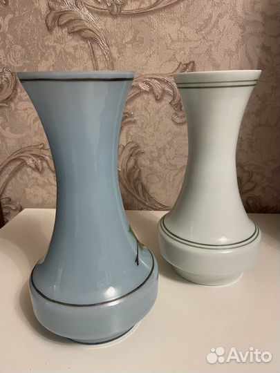 Стеклянная ваза для цветов с росписью, Красномайск