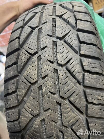 Kormoran Snow 205/45 R17