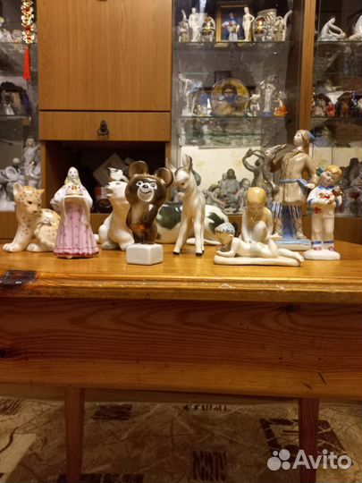 Фарфоровые статуэтки