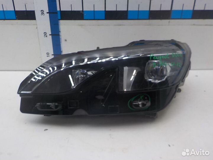 Фара левая Peugeot 5008 2012