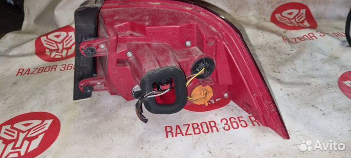 Фонарь задний левый Volkswagen Passat B7 2012