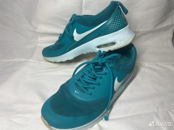 Кроссовки Nike Air Max Thea Radiant Emerald 37.5