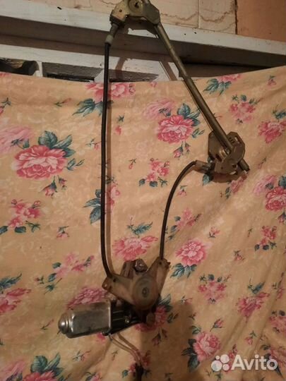 Стеклоподъемники правый лада ваз 2110. 2111. 2112