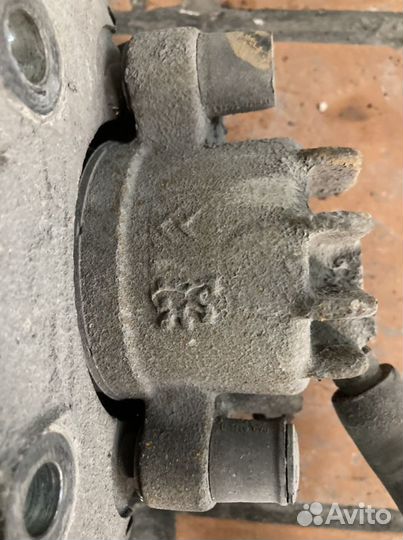 Citroen c4 grand picasso суппорта передние