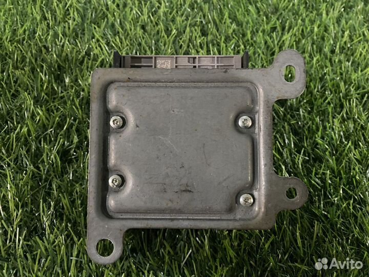 Блок управления airbag Renault Sandero