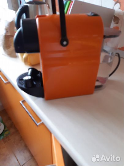 Капсульная кофемашина delonghi nespresso