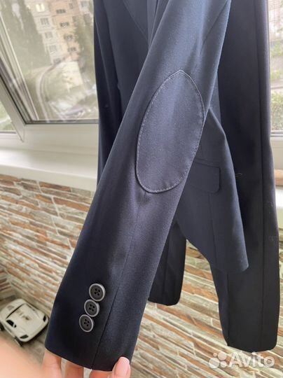 Костюм для первоклассника 122-128 + рубашки