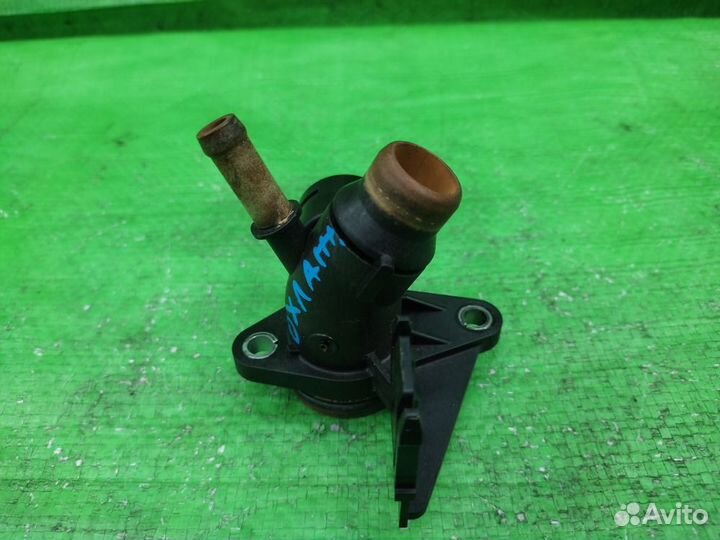 Фланец системы охлаждения Audi Q5 / A4 / A5 / A6