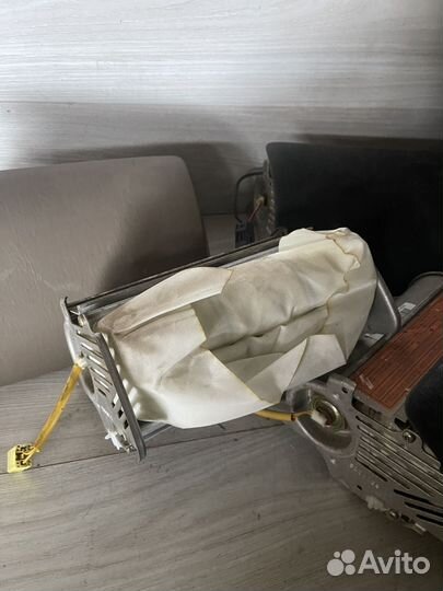 Подушка безопасности пассажирская эскейп маверик