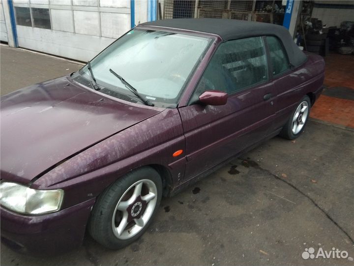 Разбор на запчасти Ford Escort