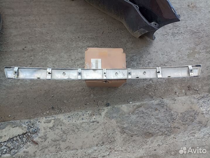 Молдинг крышки багажника opel astra h седан