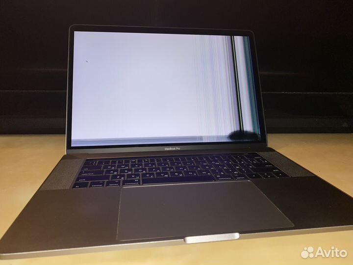 Macbook pro 15 2016 touch bar