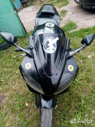 Мотоцикл Yamaha R1