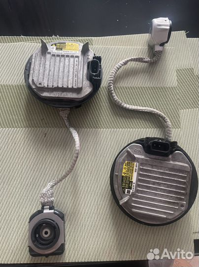 Блок розжига ксенона toyota camry 50