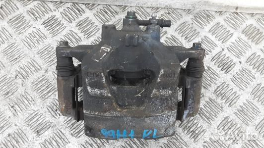 Суппорт тормозной передний левый chevrolet trax (9