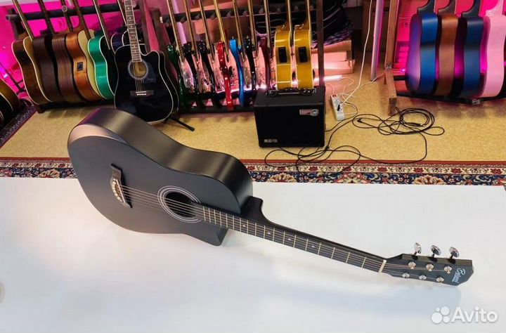 Новая гитара Belucci BC-C38BK из карбона