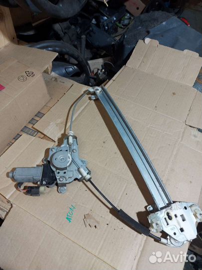 Стеклоподъёмник передний правый Hyundai Getz